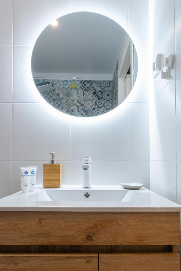 Host Wise - Fantastic Contemporary Flat W Balcony Leilighet Porto Eksteriør bilde
